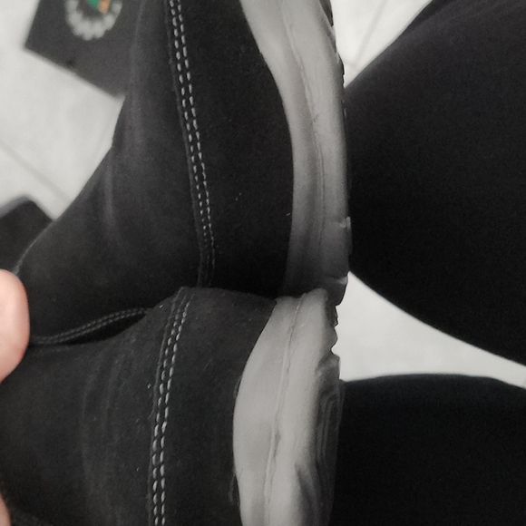 HYTEST Men's Slip On Shoe in Black, Size 8M - Picture 16 of 16